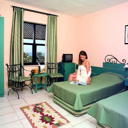 Club Titan Ultra 4* Kargicak (Alanya)