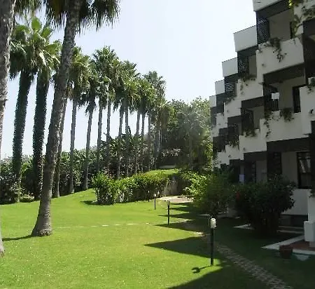 Club Titan Ultra Hotel 4*