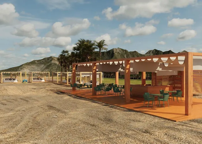 Club Titan Ultra Hotel 4*