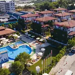 Hotel Club Titan Ultra