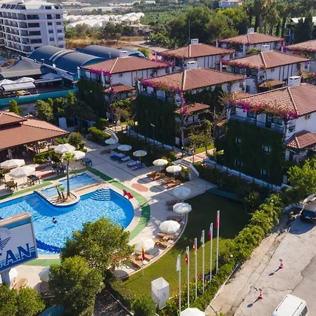 Hotel Titan Club Ultra