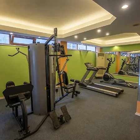 Titan Club Ultra Hotel