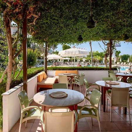 Club Titan Ultra Hotel Kargıcak