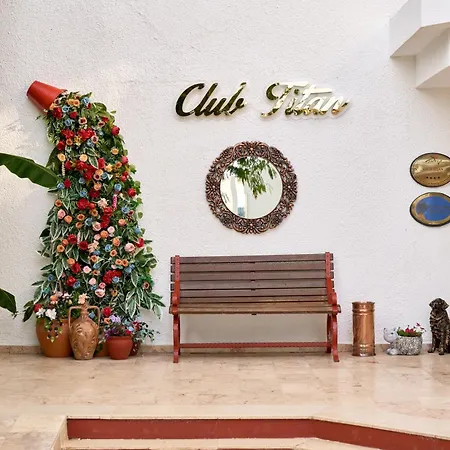 Hotel Club Titan Ultra