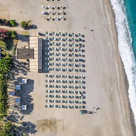 Hotel Club Titan Ultra 4*