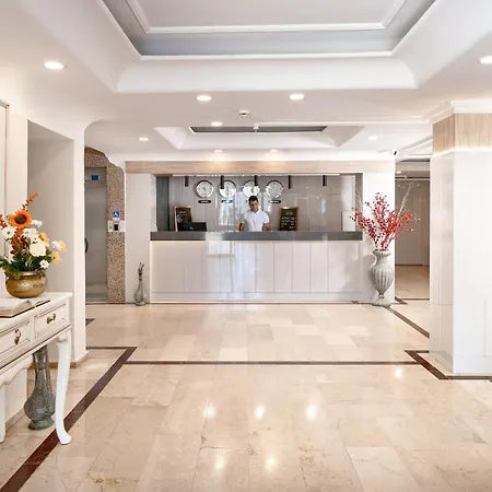 Club Titan Ultra Hotel Kargıcak